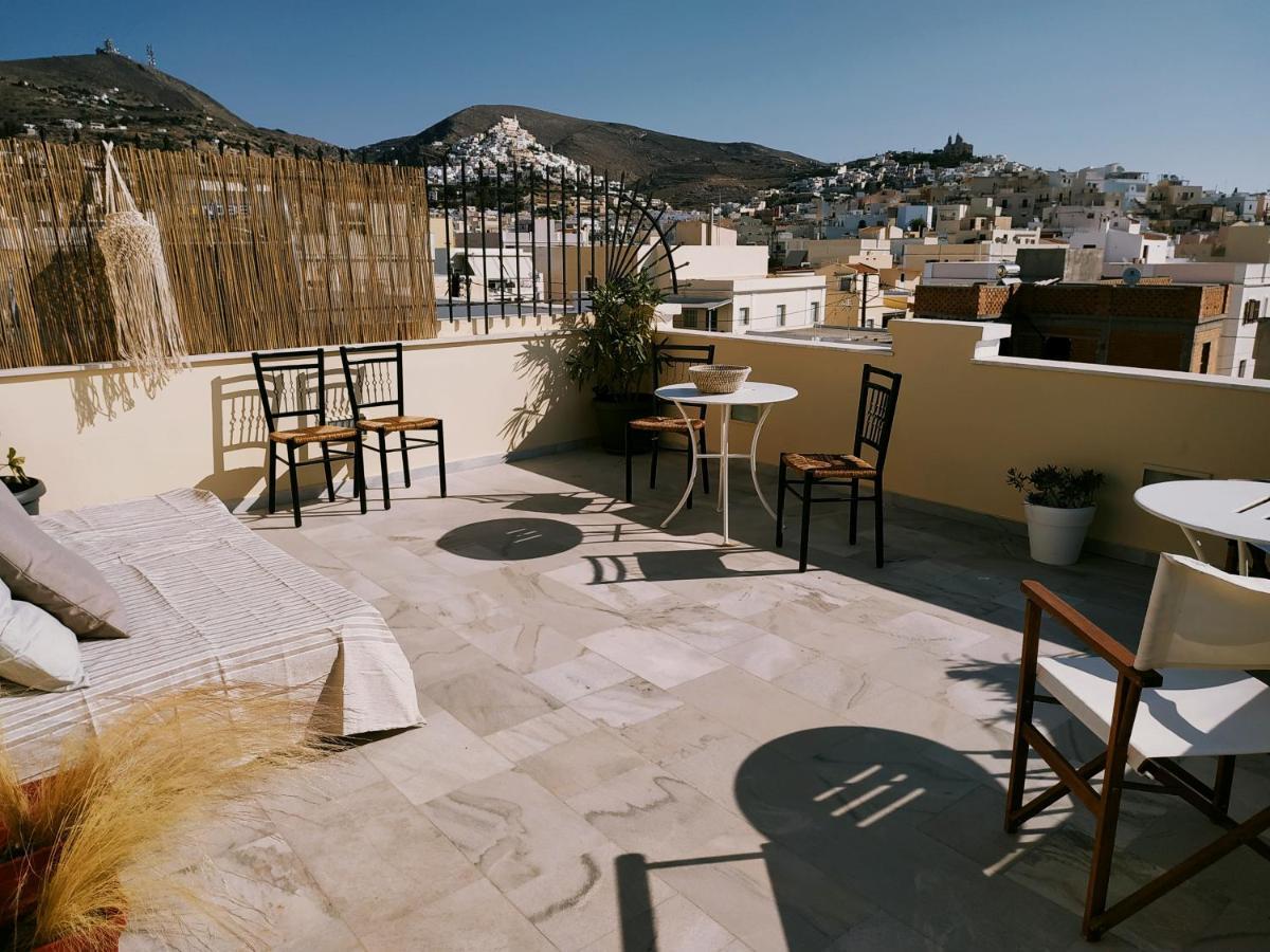 Fiera Guesthouse Ermupoli Exteriér fotografie