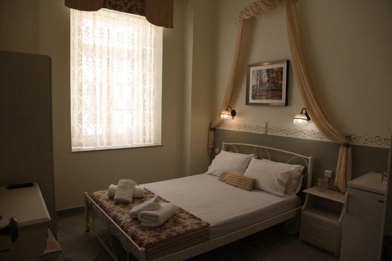 Fiera Guesthouse Ermupoli Exteriér fotografie