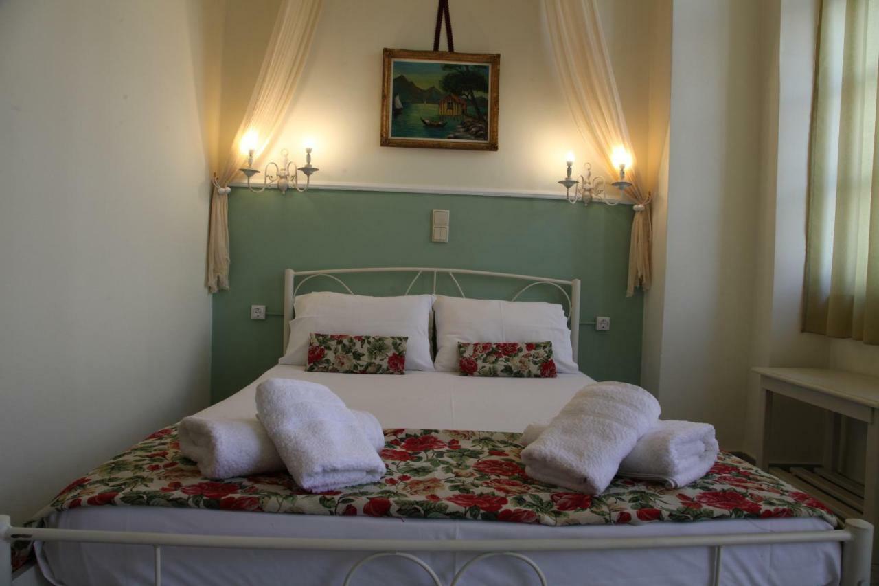 Fiera Guesthouse Ermupoli Exteriér fotografie