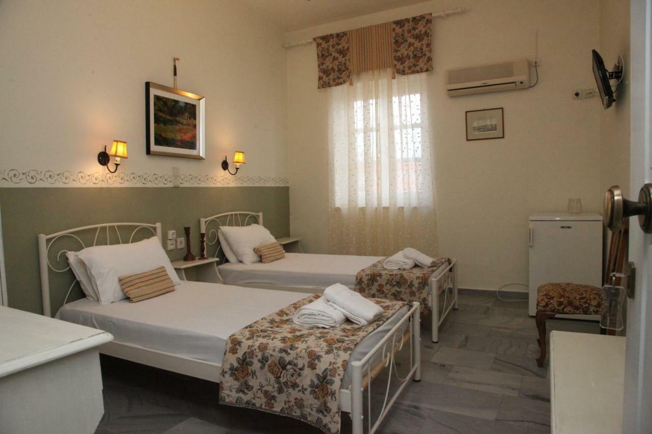 Fiera Guesthouse Ermupoli Exteriér fotografie