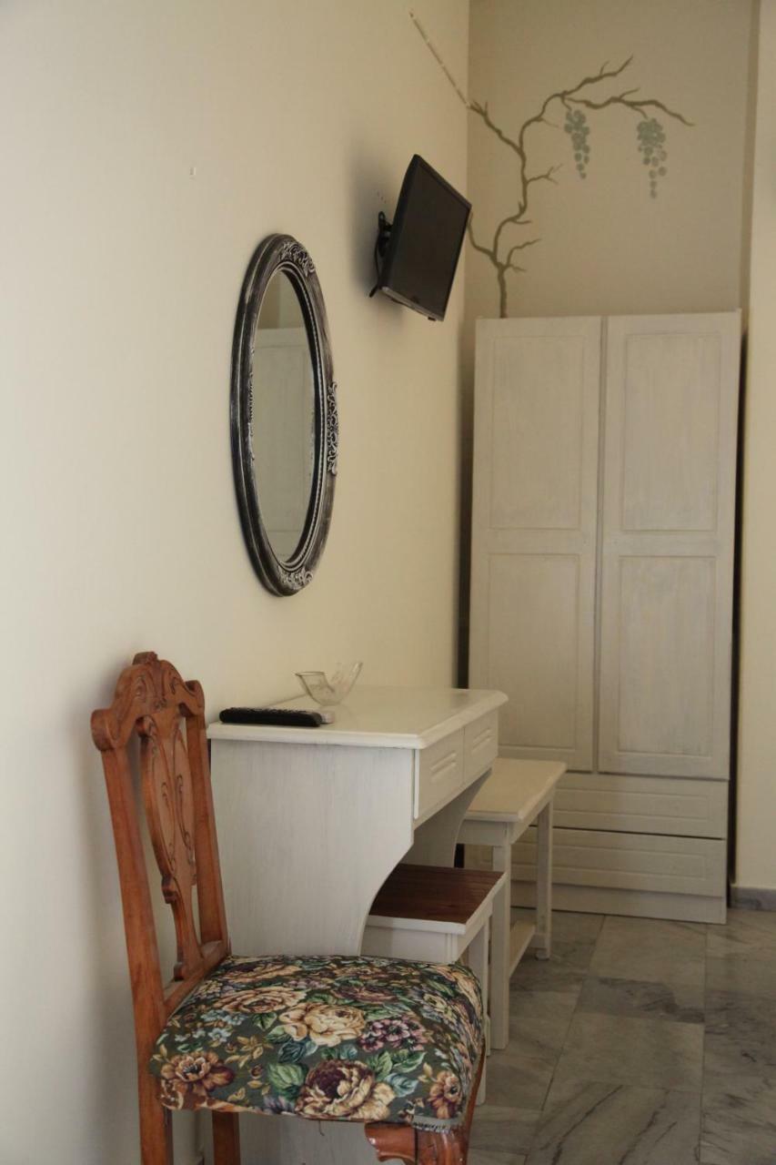 Fiera Guesthouse Ermupoli Exteriér fotografie