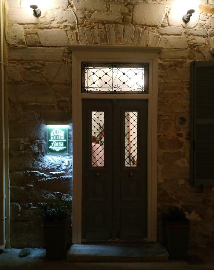 Fiera Guesthouse Ermupoli Exteriér fotografie